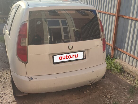 2008 Skoda Roomster I, белый, 415000 рублей - вид 3