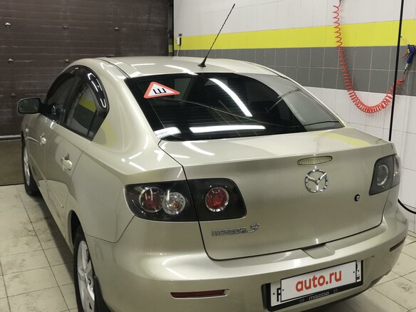 2007 Mazda 3 I (BK) Рестайлинг, золотистый - вид 3
