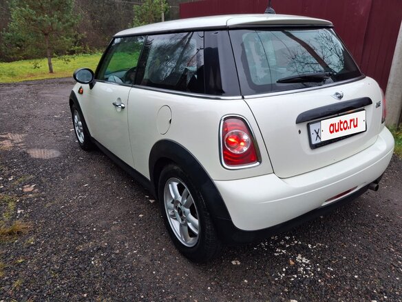 2012 Mini Hatch One II (R56) Рестайлинг, белый, 885000 рублей - вид 5