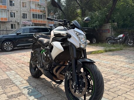 2015 Kawasaki ER-6N, белый, 525000 рублей, вид 1