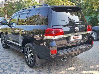 2016 Toyota Land Cruiser 200 Series Рестайлинг 2, чёрный, 6850000 рублей, вид 5