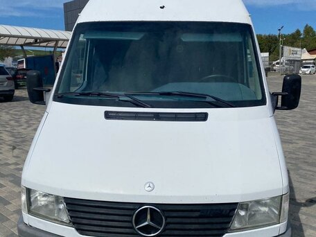 1996 Mercedes-Benz Sprinter, белый, 900000 рублей, вид 1