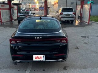 2021 Kia K5 III, чёрный, 1500000 рублей, вид 2