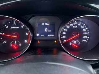 2020 Kia Carnival III, серый, 3500000 рублей, вид 4
