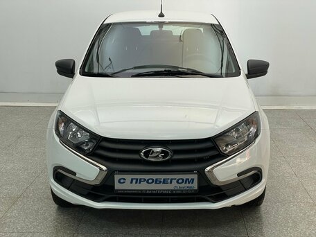 2025 Lada (ВАЗ) Granta I Рестайлинг, белый, 765000 рублей, вид 2