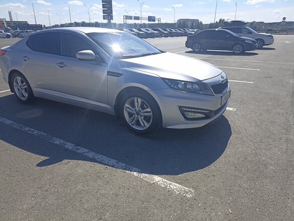 2013 Kia Optima III, серебристый, 1150000 рублей - вид 2