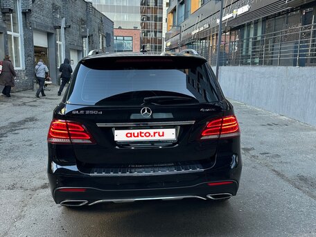 2018 Mercedes-Benz GLE 350 d I (W166), чёрный, 3750000 рублей, вид 3