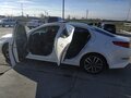 2015 Kia Optima III Рестайлинг, белый, 1860000 рублей - вид 9