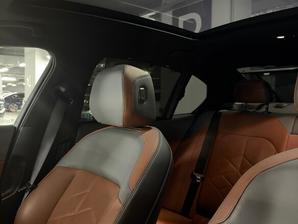 2023 BMW 5 серии 530i xDrive VIII (G60/G61/G68), серый, 7300000 рублей - вид 29