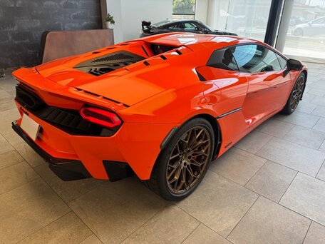 2025 Lamborghini Temerario, оранжевый, 45000000 рублей, вид 4