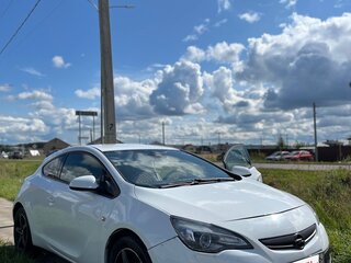 2012 Opel Astra GTC J Рестайлинг, белый, 550000 рублей, вид 3