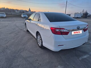 2014 Toyota Camry VII (XV50), белый, 1400000 рублей, вид 4