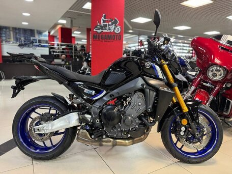 2021 Yamaha MT-09 (FZ-09), чёрный, 1100000 рублей, вид 1