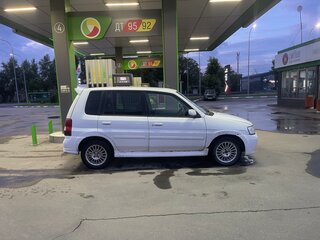 2002 Mazda Demio I (DW), белый, 190000 рублей, вид 5