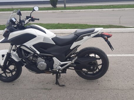 2013 Honda NC 700X, белый, 500000 рублей, вид 1