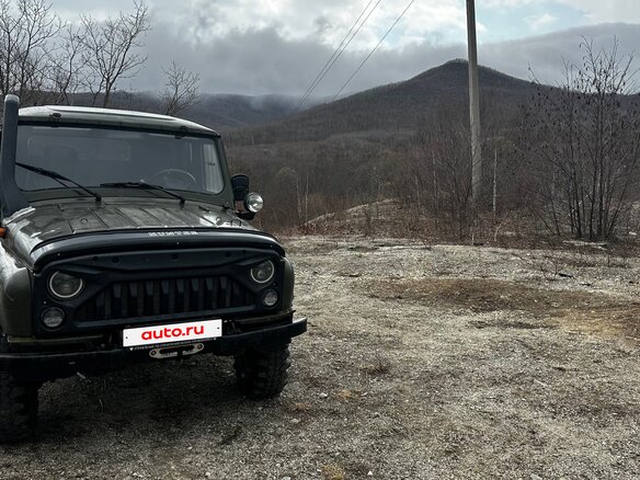 2004 УАЗ 315142, зелёный, 500000 рублей - вид 3