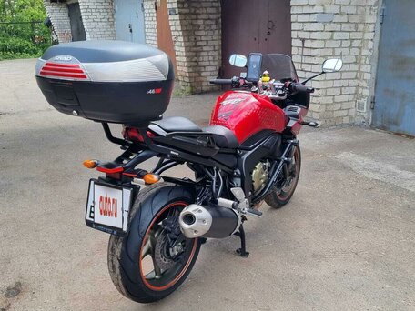 2009 Yamaha FZ1, красный, 625000 рублей, вид 1