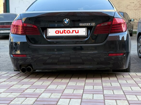 2016 BMW 5 серии 520d VI (F10/F11/F07) Рестайлинг, чёрный, 1700000 рублей - вид 1