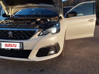 2020 Peugeot 308 II Рестайлинг, белый, 1500000 рублей, вид 4