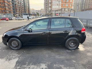 2011 Volkswagen Golf VI, чёрный, 649999 рублей, вид 4