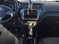 2016 Kia Rio III Рестайлинг, серебристый, 1300000 рублей - вид 5