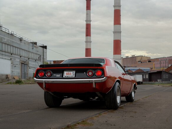 1972 Plymouth Barracuda, оранжевый - вид 13