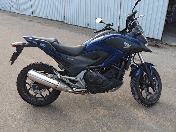 2015 Honda NC 750X, синий, 500000 рублей - вид 3