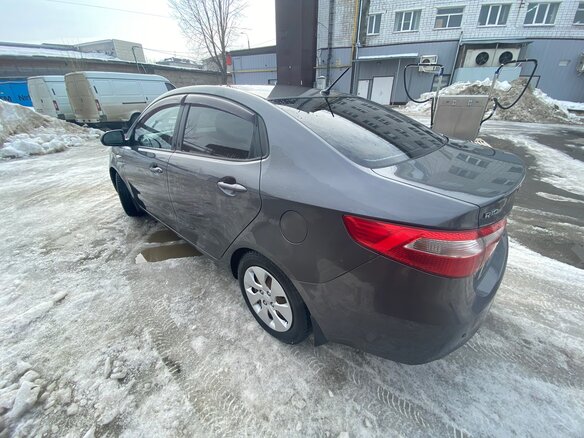 2013 Kia Rio III, серый, 900000 рублей - вид 10
