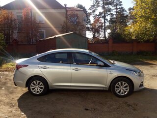2019 Hyundai Solaris II, серебристый, 1200000 рублей, вид 4