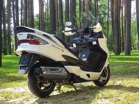 2014 Suzuki Burgman (SkyWave) 400, белый, 425000 рублей, вид 2