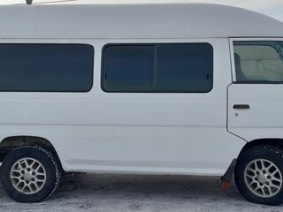 1998 Nissan Caravan III (E24), белый, 770000 рублей, вид 5