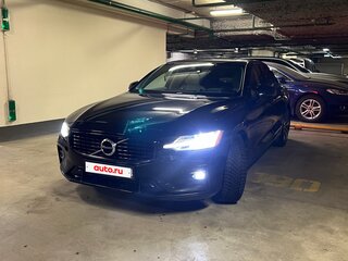 2021 Volvo S60 III, чёрный, 3650000 рублей, вид 2