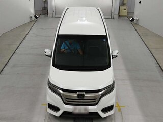 2022 Honda Stepwgn Spada V Рестайлинг, белый, 1710000 рублей, вид 2