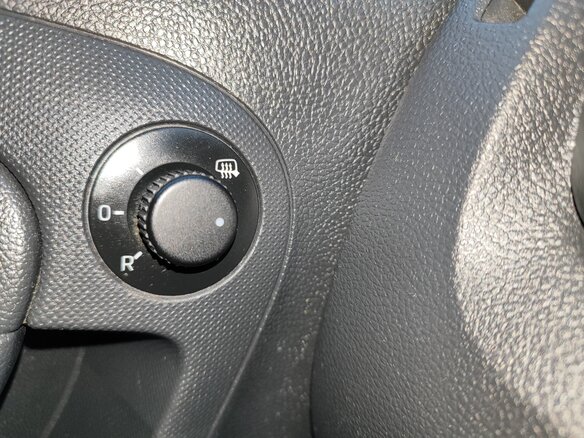 2013 Skoda Fabia II Рестайлинг, белый, 700000 рублей - вид 30