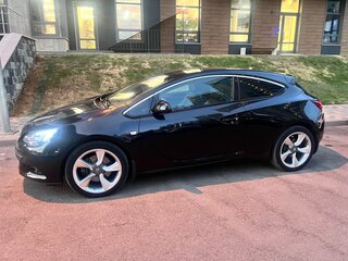 2013 Opel Astra GTC J Рестайлинг, чёрный, 1200000 рублей, вид 5