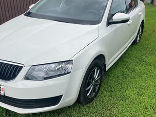 2013 Skoda Octavia III (A7), белый, 1100000 рублей, вид 1
