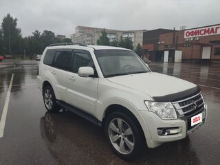 2015 Mitsubishi Pajero IV Рестайлинг 2, белый, 2700000 рублей, вид 1