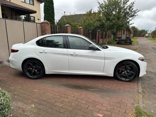 2019 Alfa Romeo Giulia II (952), белый, 2250000 рублей, вид 2