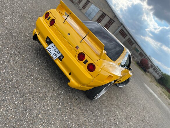 1993 Nissan Skyline VIII (R32), жёлтый - вид 19