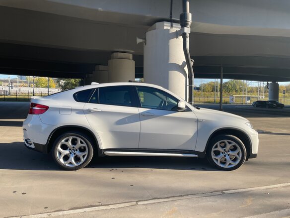 2008 BMW X6 35d I (E71), белый, 2000000 рублей - вид 2