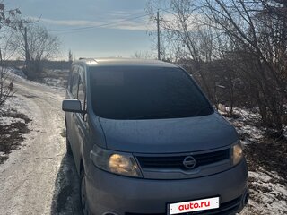2007 Nissan Serena III (C25), серебристый, 1200000 рублей, вид 4