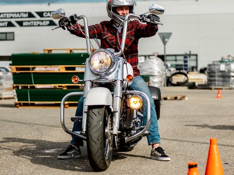 2005 Harley-Davidson Road King, белый, 950000 рублей, вид 4