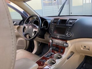 2011 Toyota Highlander II (XU40) Рестайлинг, фиолетовый, 1600000 рублей, вид 3