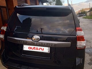2014 Toyota Land Cruiser Prado 4-speed 150 Series Рестайлинг 1, чёрный, 3690000 рублей, вид 5