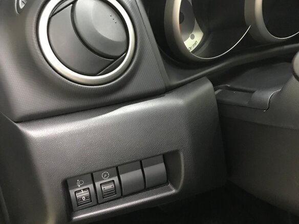 2007 Mazda 3 I (BK) Рестайлинг, золотистый - вид 12