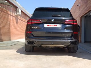 2020 BMW X5 45e IV (G05/G18), чёрный, 9200000 рублей, вид 3