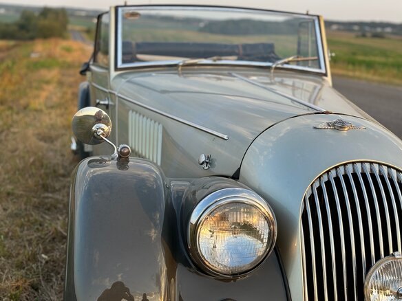 1962 Morgan Plus 4, серебристый, 7200000 рублей - вид 8