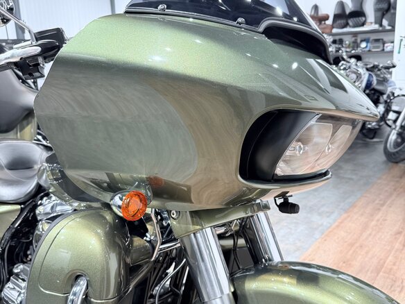 2017 Harley-Davidson Road Glide, зелёный, 1999000 рублей - вид 26