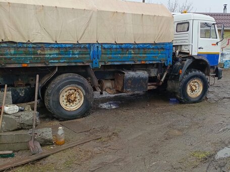2013 КамАЗ 4326, белый, 1700000 рублей, вид 2