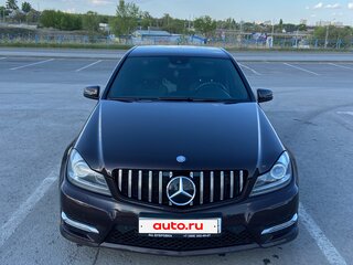 2011 Mercedes-Benz C-Класс 180 BlueEFFICIENCY III (W204) Рестайлинг, коричневый, 1500000 рублей, вид 1